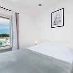 Apartments Volta See View